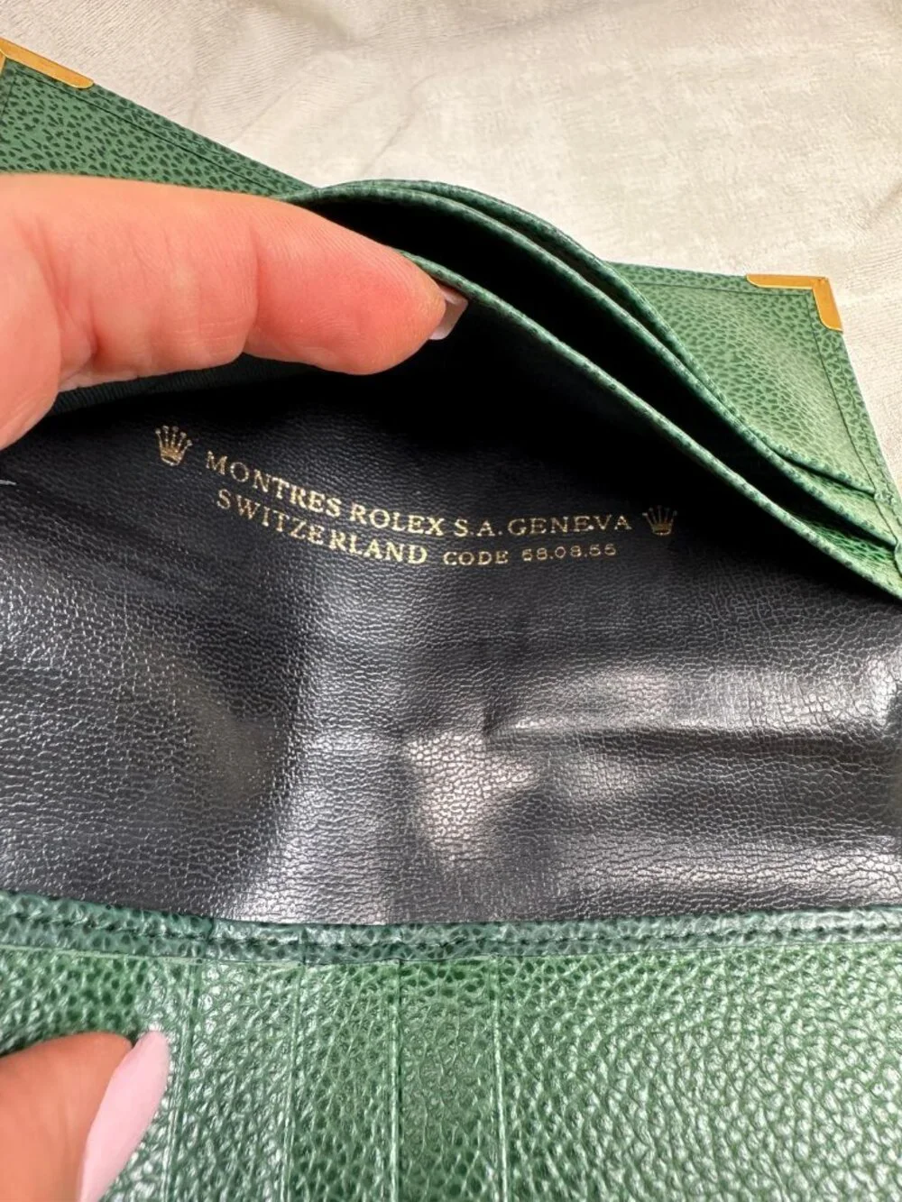 Authentic Rolex Passport & Card Holder 68.08.55
